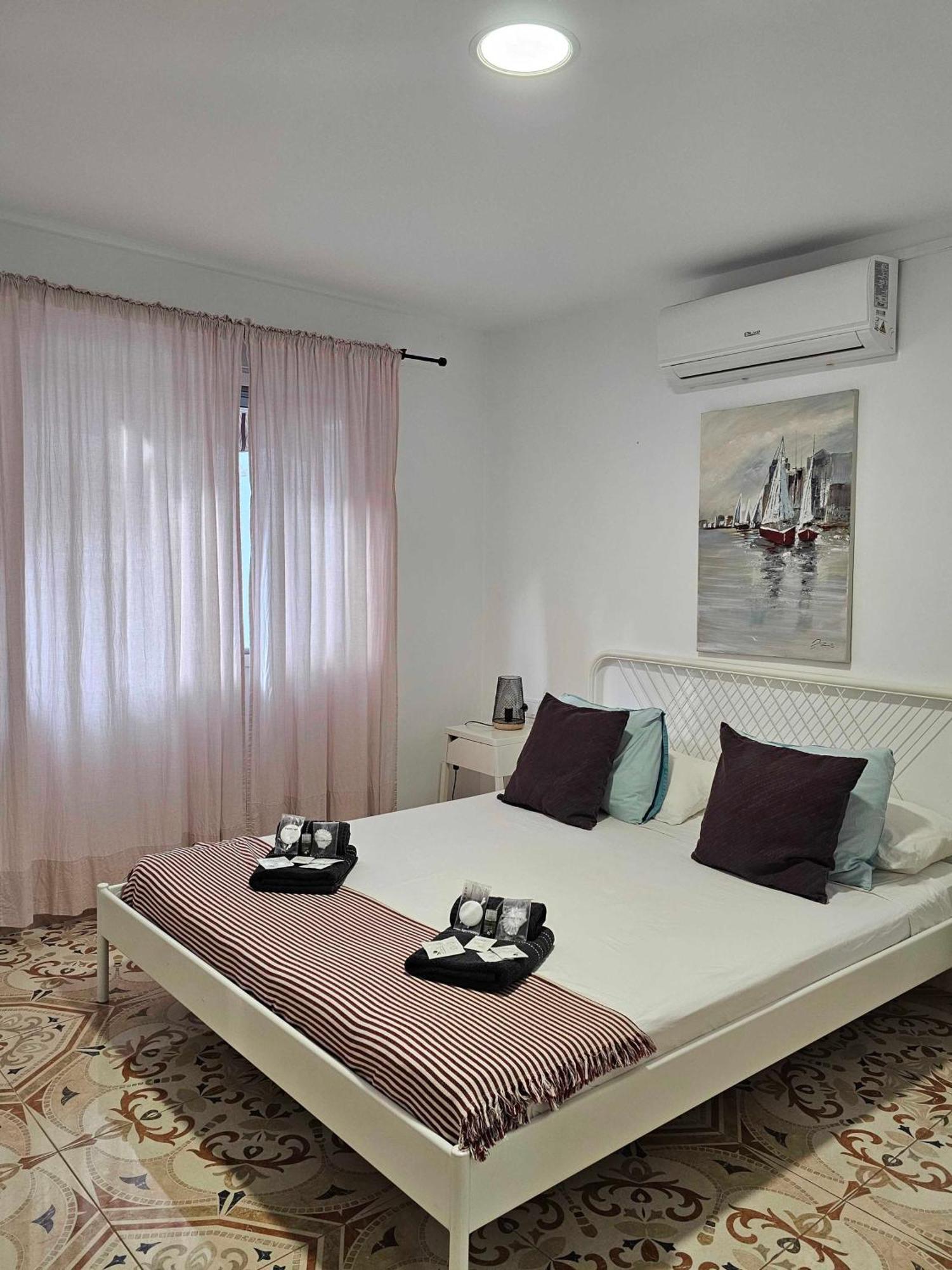 Suncastle Apartamentos Alicante -With Sunny Rooftop Terrace And Barbecue Eksteriør bilde