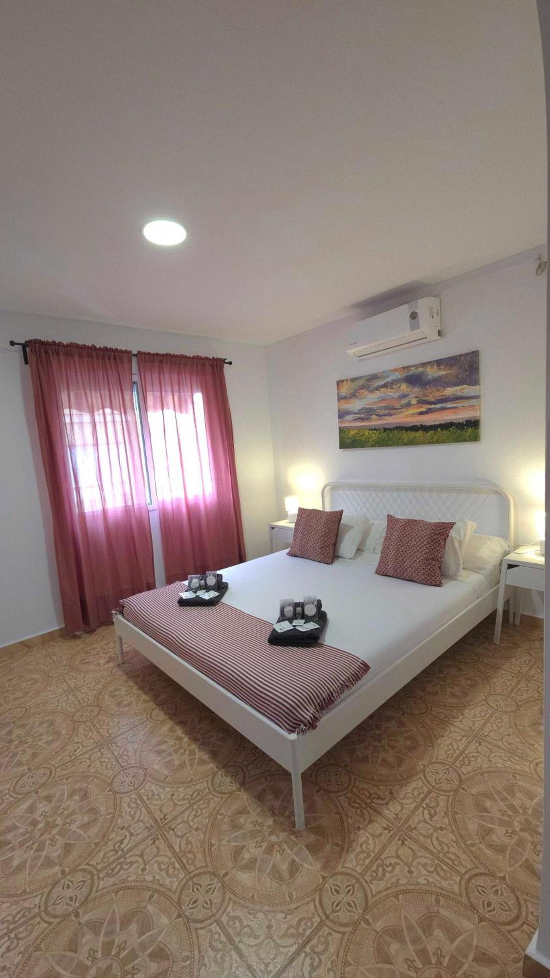 Suncastle Apartamentos Alicante -With Sunny Rooftop Terrace And Barbecue Eksteriør bilde