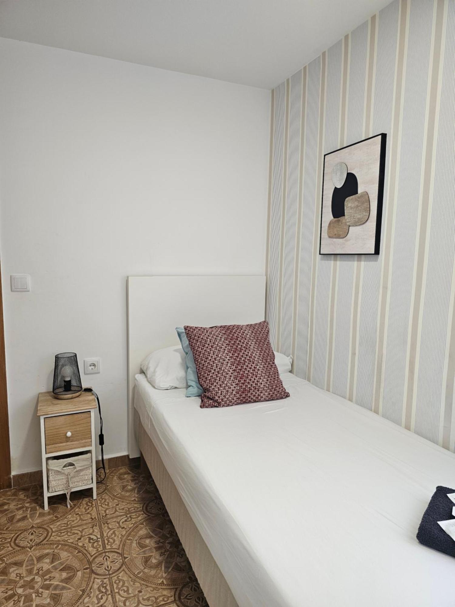 Suncastle Apartamentos Alicante -With Sunny Rooftop Terrace And Barbecue Eksteriør bilde